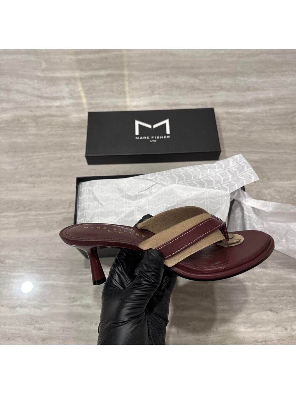 Marc fisher antonia leather thong